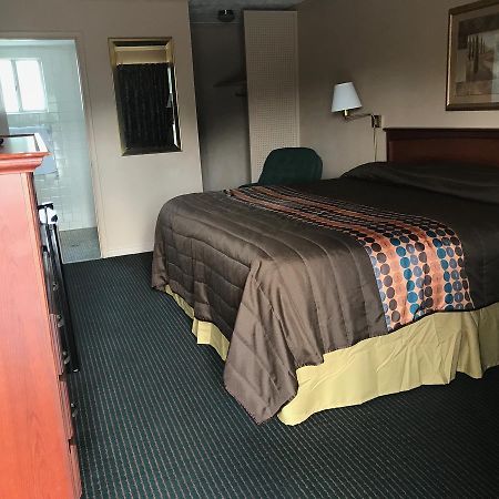 Redwood Inn 개즈던 외부 사진