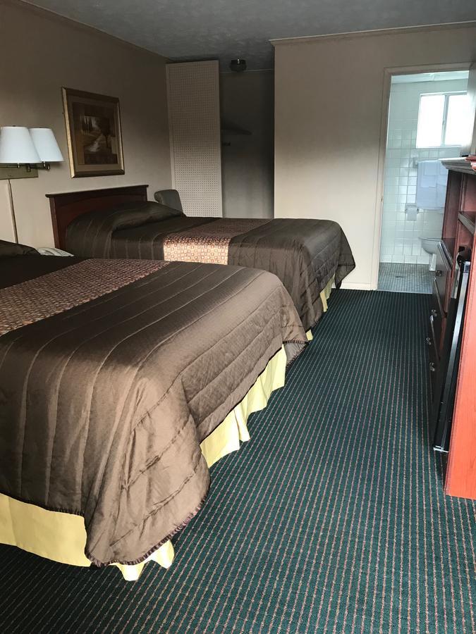 Redwood Inn 개즈던 외부 사진