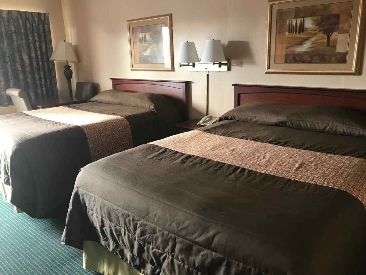 Redwood Inn 개즈던 외부 사진