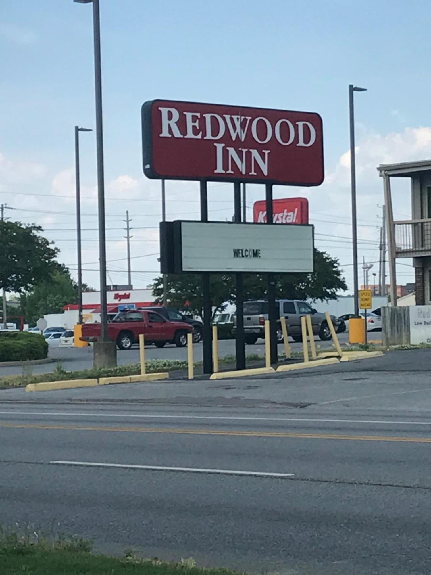 Redwood Inn 개즈던 외부 사진