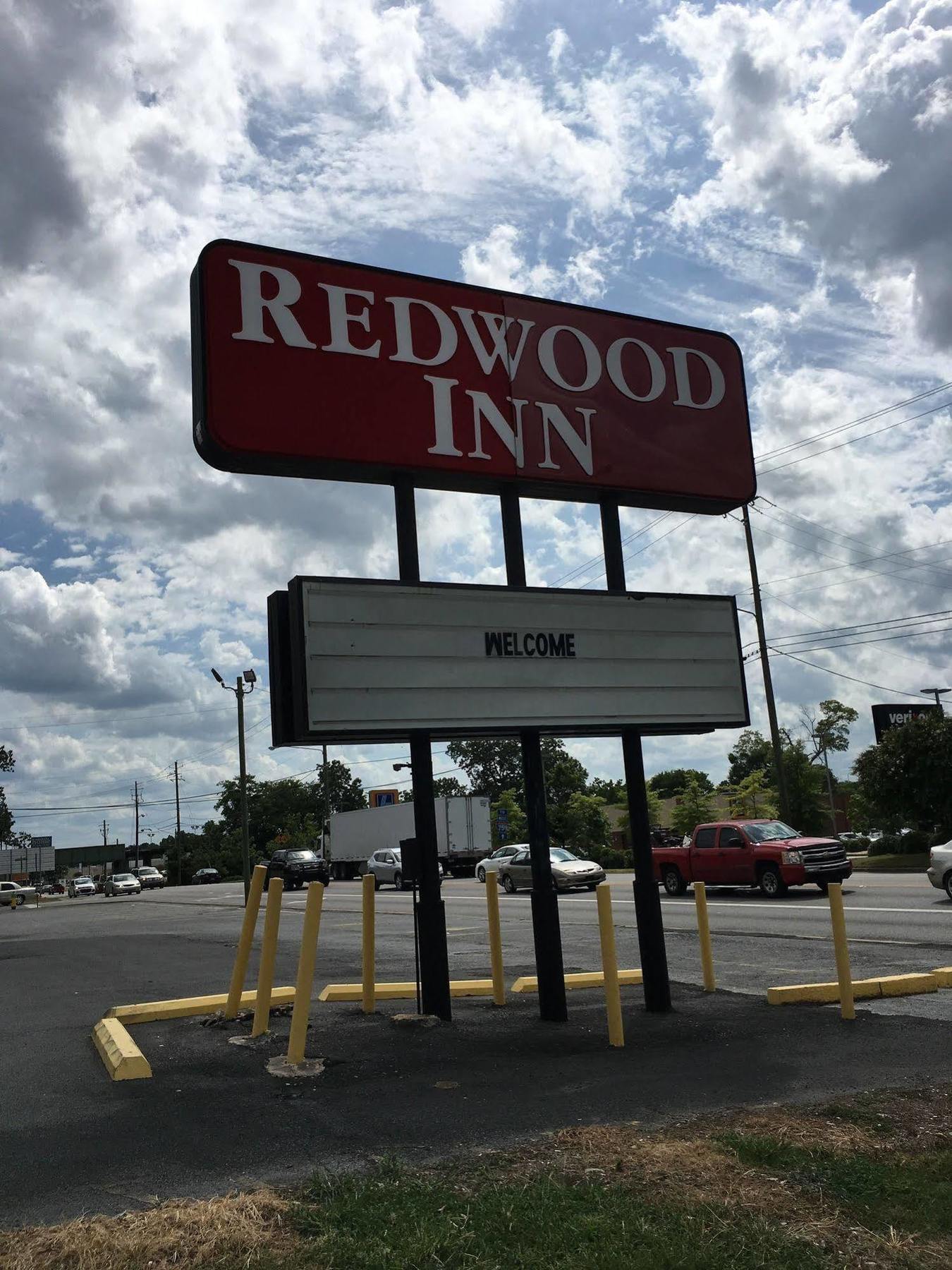 Redwood Inn 개즈던 외부 사진